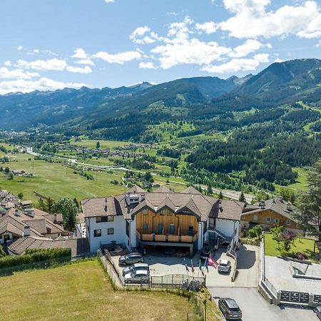 La Roccia Wellness Hotel Кавалезе Экстерьер фото